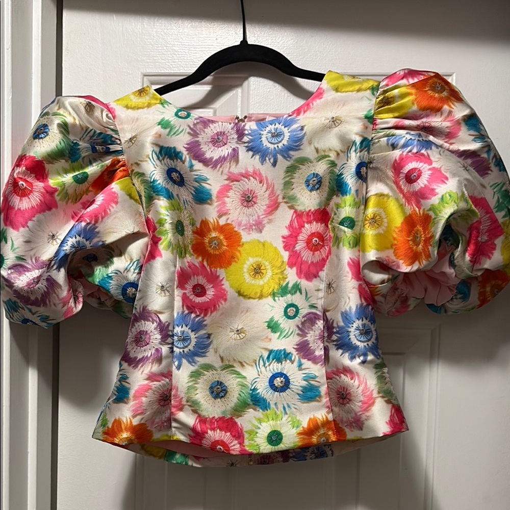 Neubyrne Floral Puff Sleeve Blouse
